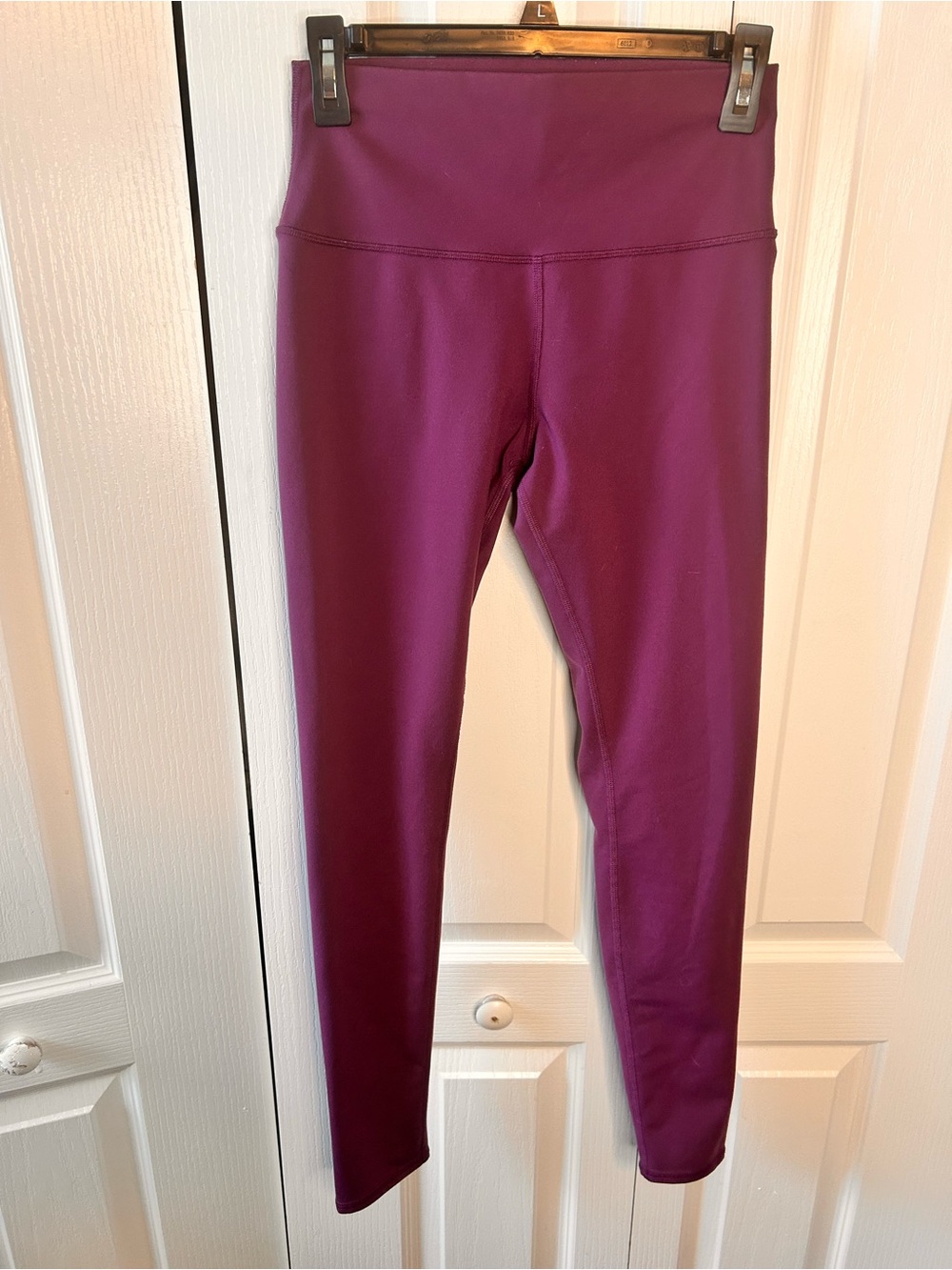 ALO Yoga Women’s Size Medium High-Rise Plum Full Length Ankle Skinny Leggings